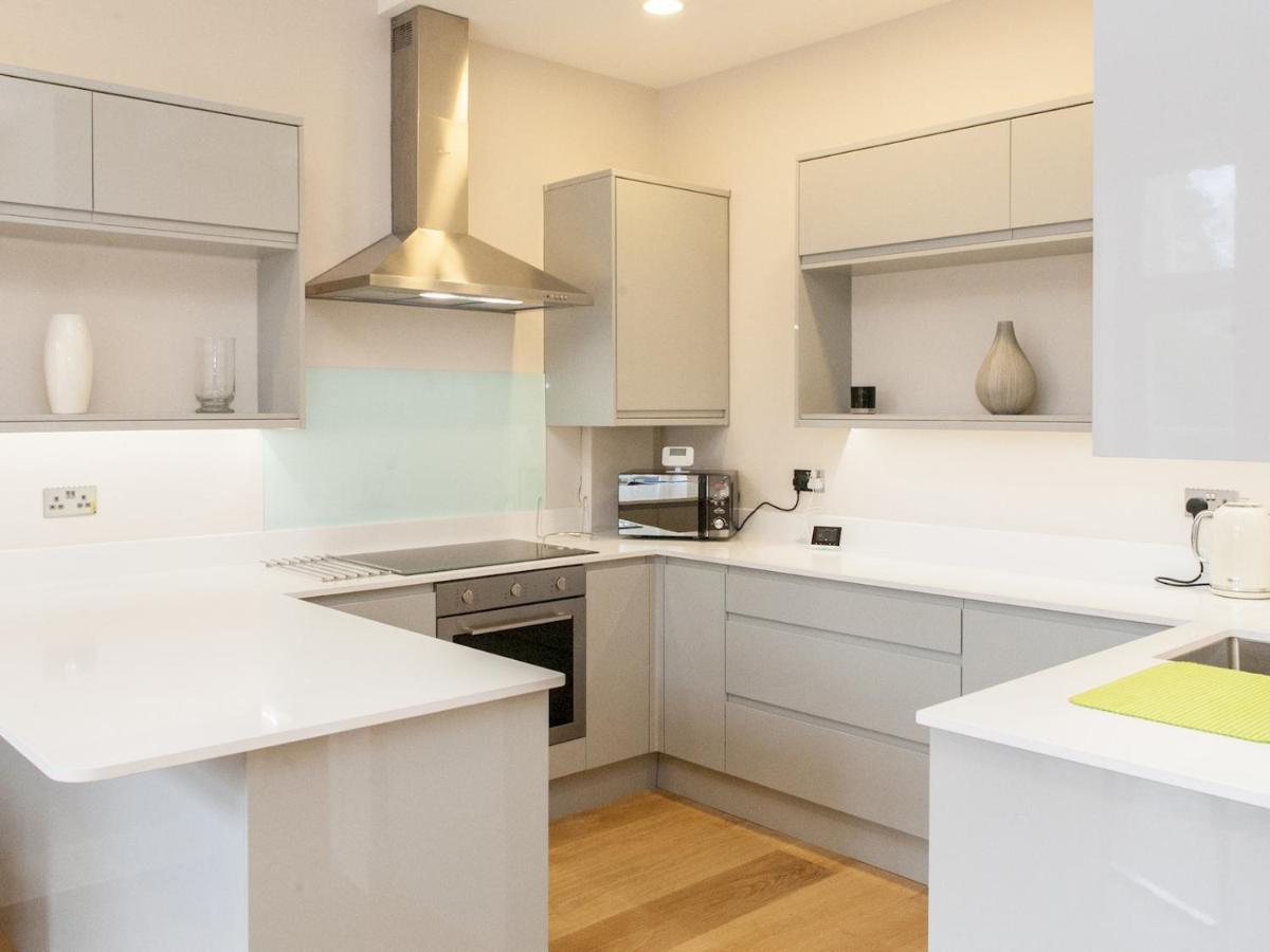 Pass The Keys - Spacious Flat With Private Sun Terrace In South East Londýn Exteriér fotografie