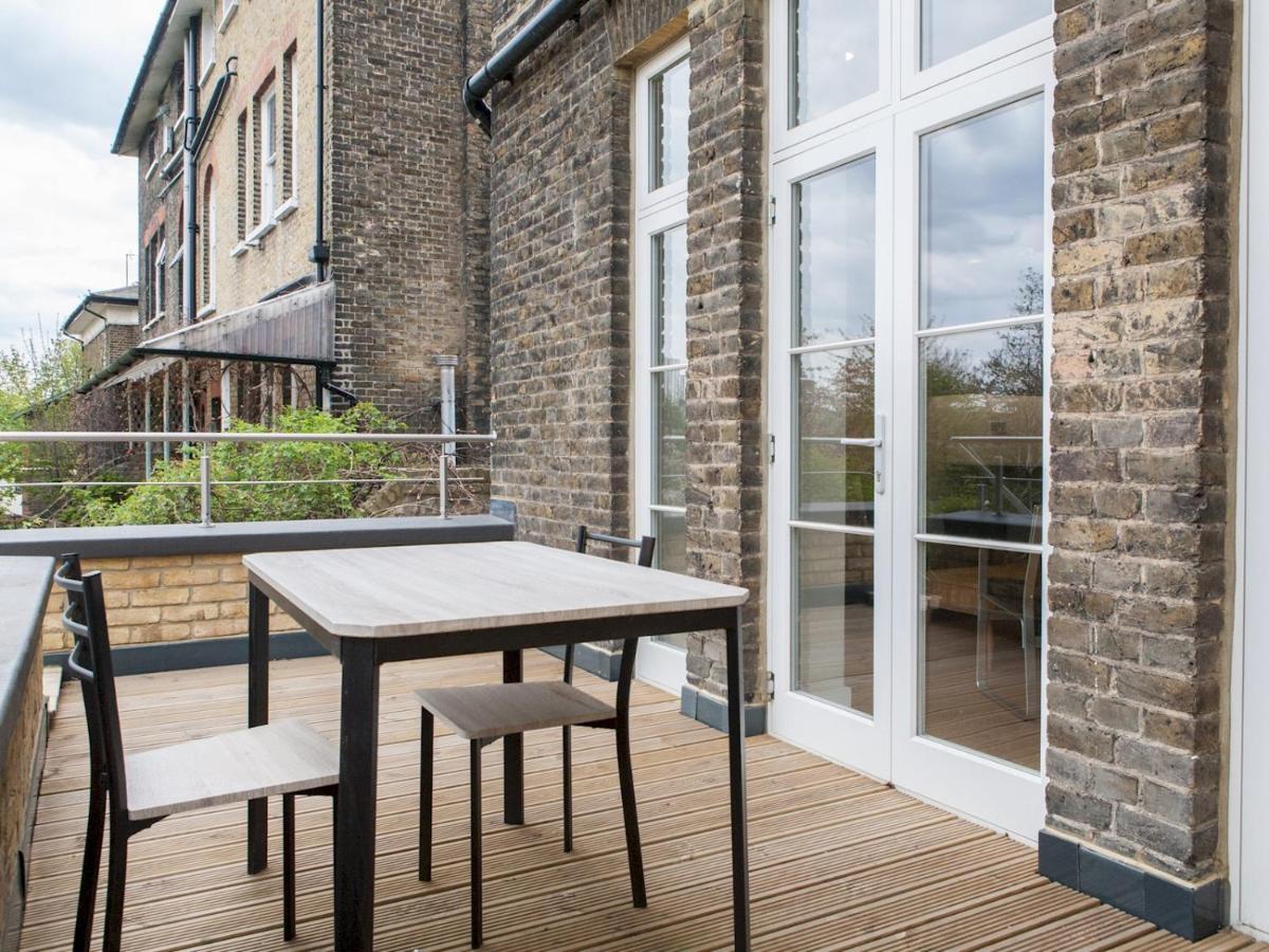 Pass The Keys - Spacious Flat With Private Sun Terrace In South East Londýn Exteriér fotografie