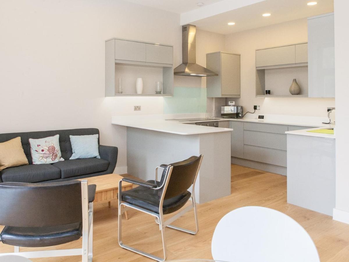 Pass The Keys - Spacious Flat With Private Sun Terrace In South East Londýn Exteriér fotografie
